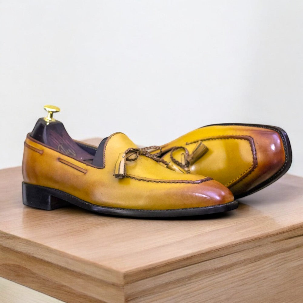 Handcrafted Men's Tan Tassel Shoes | Genuine Leather Loafers for Stylish Gentlemen