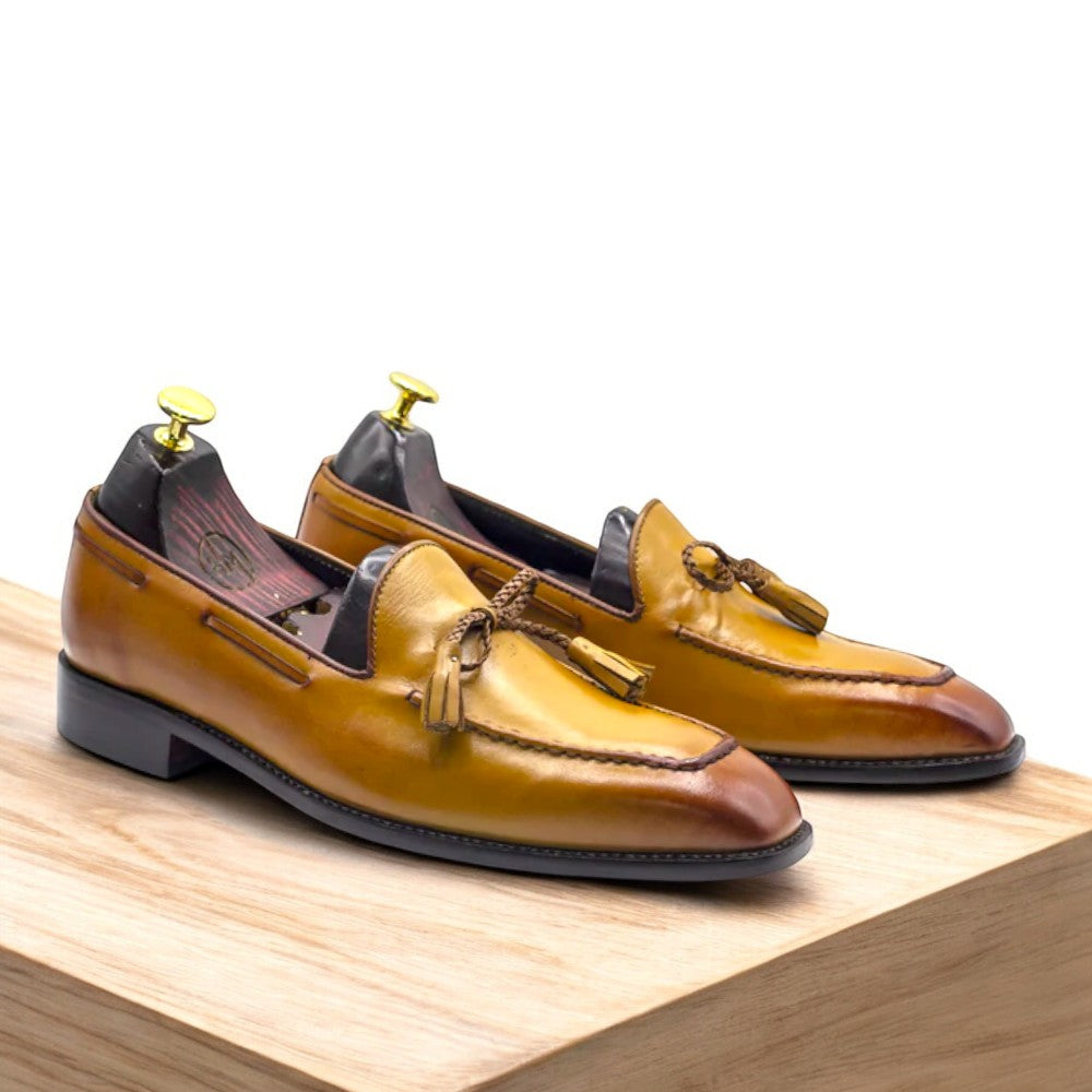 Handcrafted Men's Tan Tassel Shoes | Genuine Leather Loafers for Stylish Gentlemen