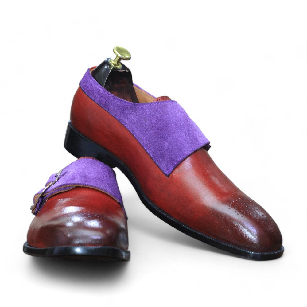 Men's Double Monk Shoes featuring premium leather and elegant buckle closures for a stylish look.