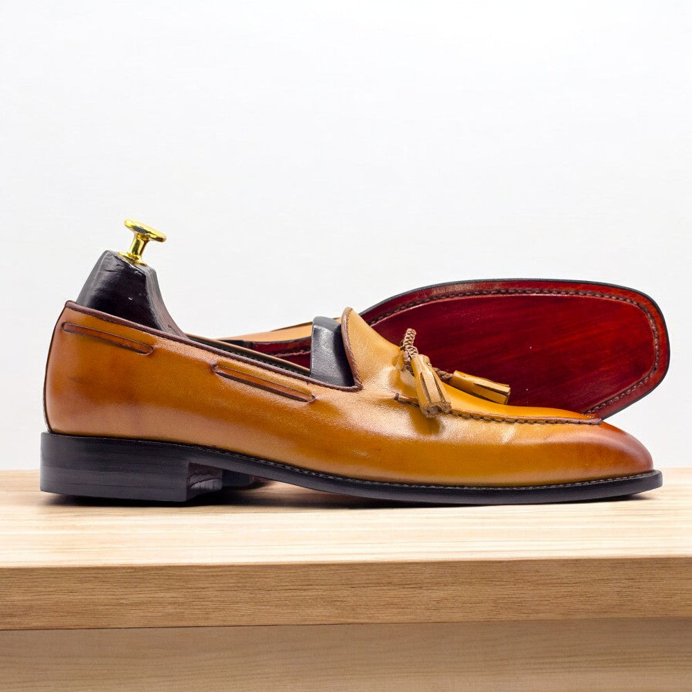 Handcrafted Men's Tan Tassel Shoes | Genuine Leather Loafers for Stylish Gentlemen